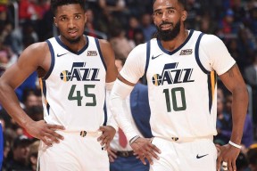 壹号娱乐里程碑夜！莱比锡豪取连胜；NBA季后赛冲刺阶段刷纪录；球迷炸锅；球探报告显示潜力的简单介绍