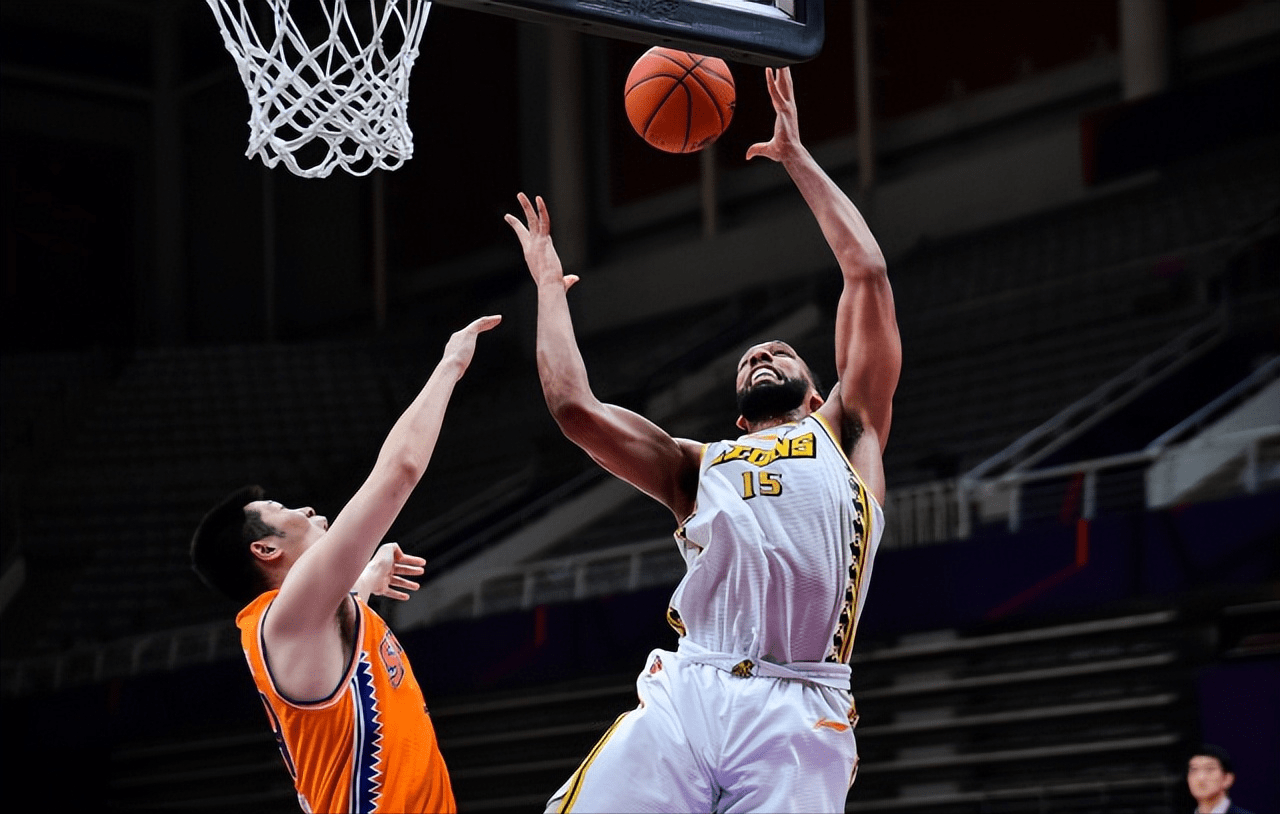 包含国王杯倒计时;广厦男篮加时末段造点机会;细节引发关注;赛场秩序良好;身体对抗强度拉满的词条 包含国王杯倒计时;广厦男篮加时末段造点机会;细节引发关注;赛场秩序良好;身体对抗强度拉满的词条