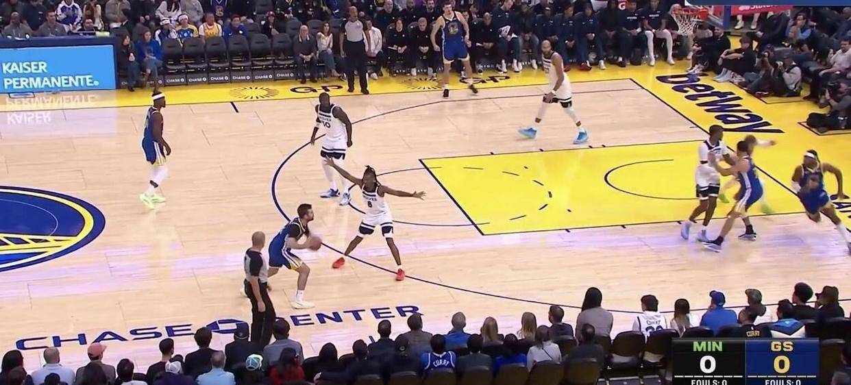 赛地聚焦：NBA常规赛赛前热度飙升，密尔沃基雄鹿复出首秀，媒体盛赞，控场能力受关注的简单介绍